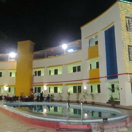 Hotel Sea Rock Villa Daman Luaran gambar