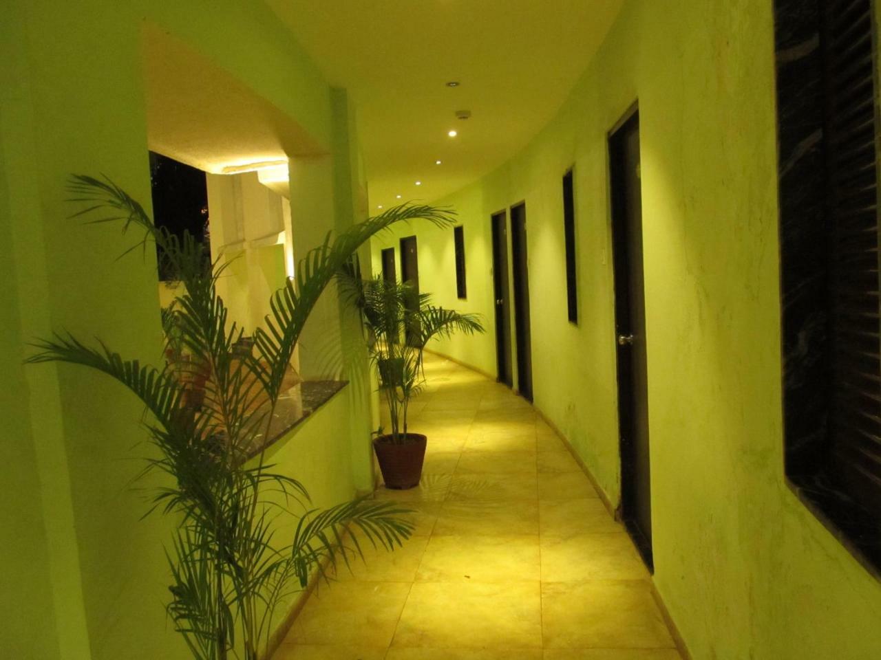 Hotel Sea Rock Villa Daman Luaran gambar