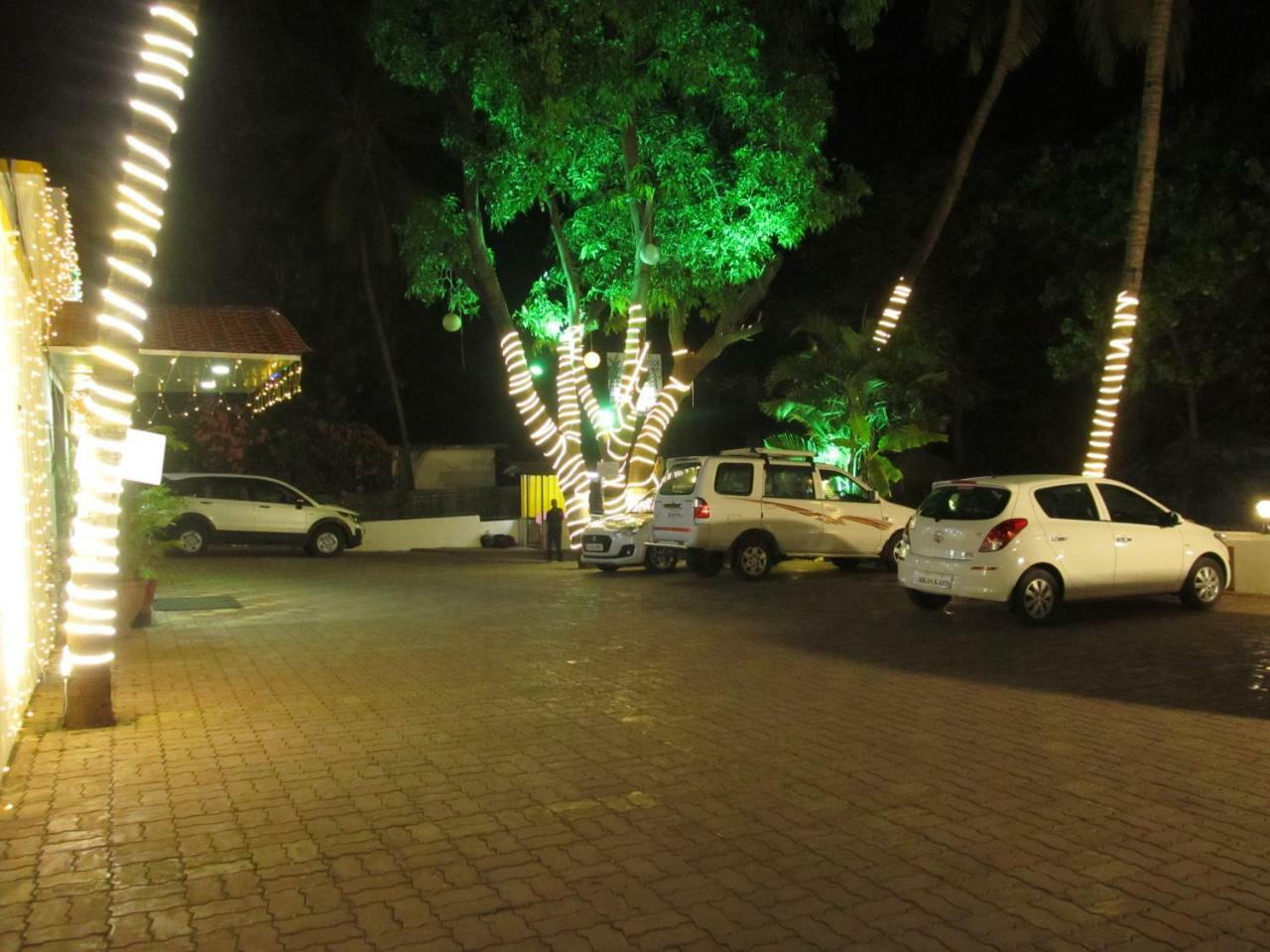 Hotel Sea Rock Villa Daman Luaran gambar