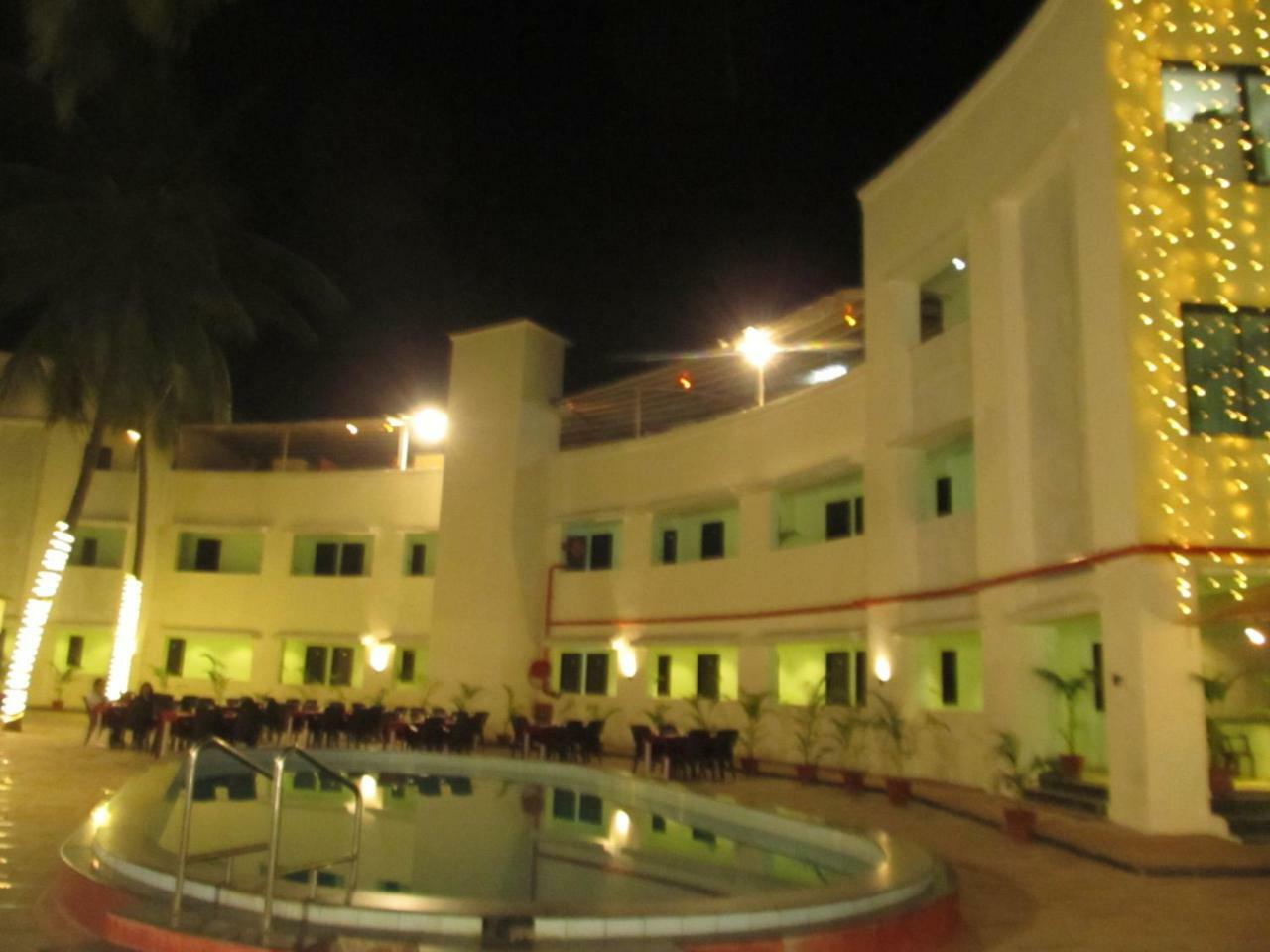 Hotel Sea Rock Villa Daman Luaran gambar