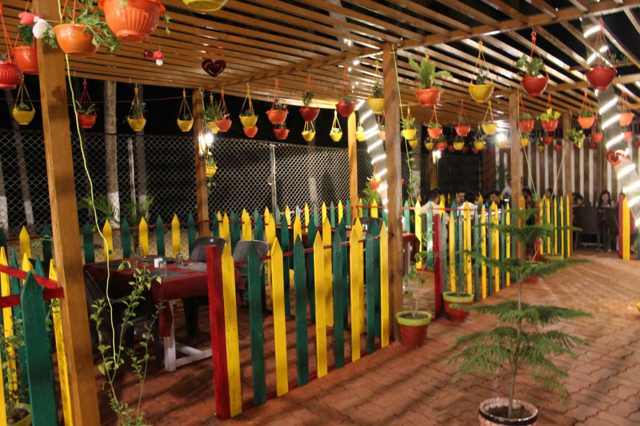 Hotel Sea Rock Villa Daman Luaran gambar