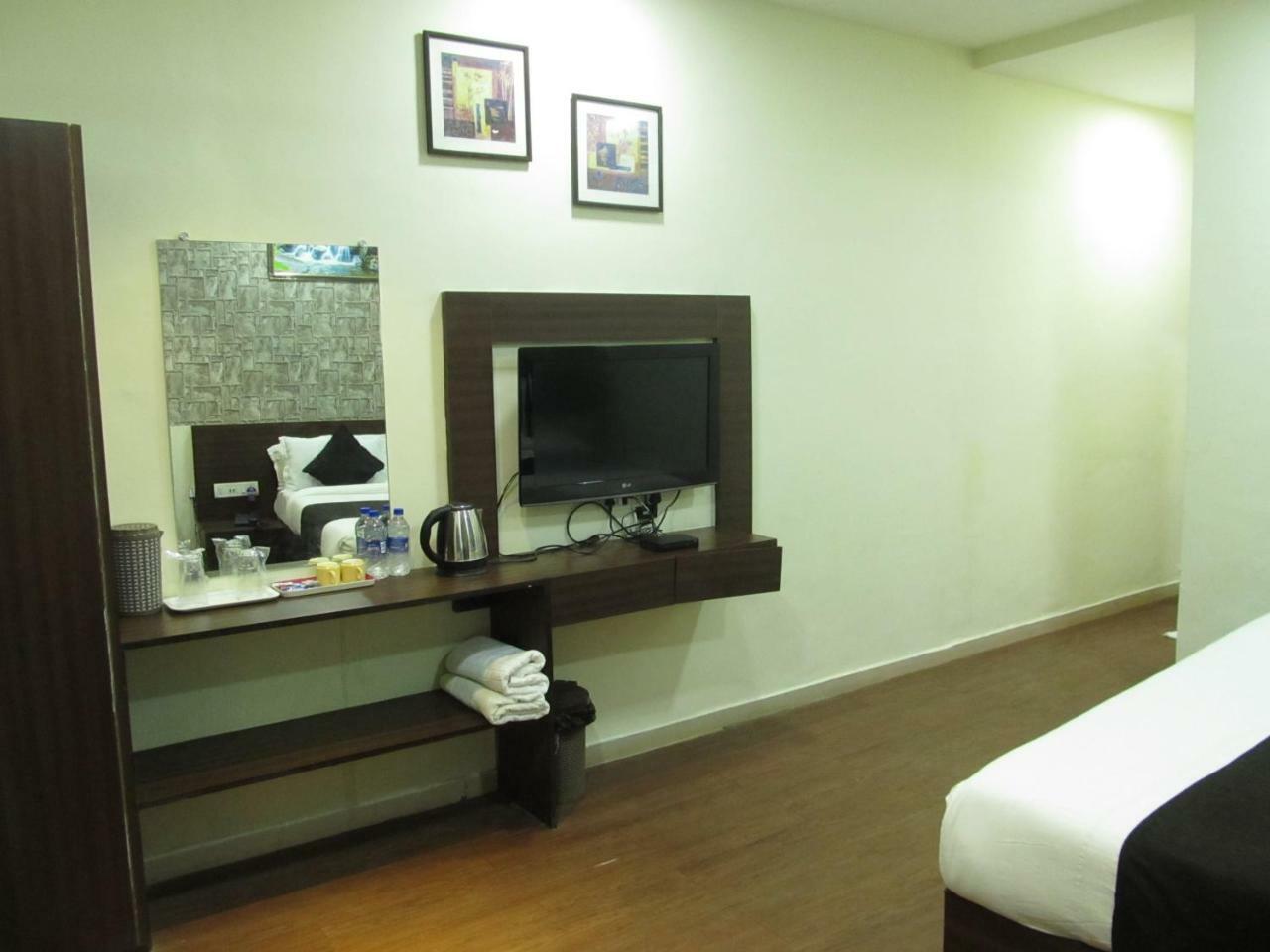 Hotel Sea Rock Villa Daman Luaran gambar